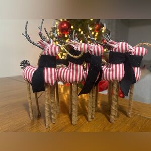 Striped ornament Reindeer Holiday Decor Set